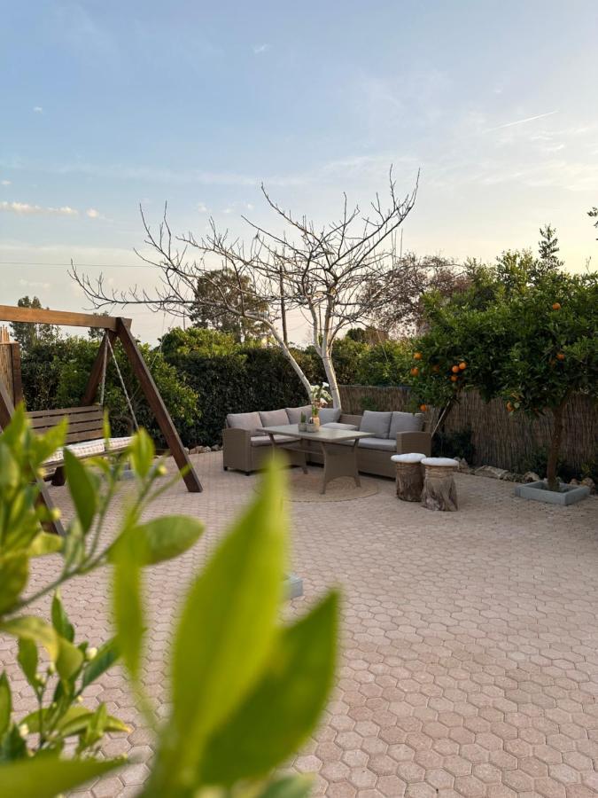 Villa Aspasia With Private Jacuzzi - Oasis Resort Kokkinos Pirgos Esterno foto