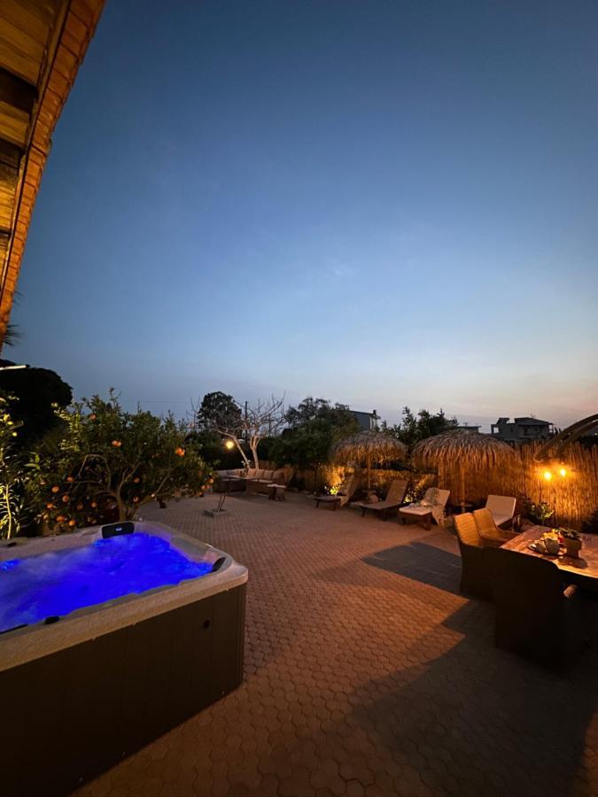 Villa Aspasia With Private Jacuzzi - Oasis Resort Kokkinos Pirgos Esterno foto