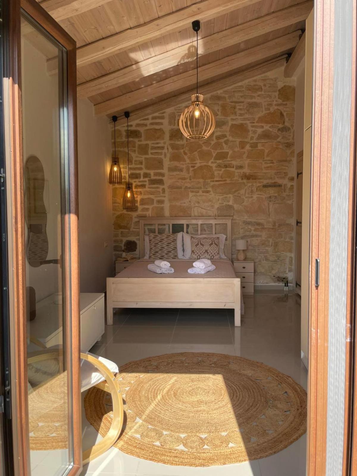 Villa Aspasia With Private Jacuzzi - Oasis Resort Kokkinos Pirgos Esterno foto